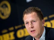 Christoph Spycher bleibt YB-Sportchef und wird nicht Manager des Schweizer Fussball-Nationalteams (Bild: KEYSTONE/ANTHONY ANEX)
