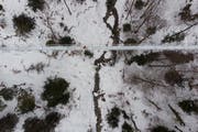 Der Weg führt 40 Meter über der Talsohle durch. (Bild Benjamin Manser, 30. Januar 2019)