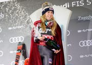 Darin ist Mikaela Shiffrin inzwischen sicher auch allmählich Profi. (AP Photo/Giovanni Auletta)
