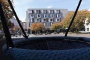 In den letzten Jahren seien der Fachstelle Alter und Gesundheit bei den Alterszentren in der Stadt Zug keine ungerechtfertigten Einstufungen aufgefallen, schreibt der Stadtrat in seiner Antwort auf die Interpellation. Im Bild ist das Seniorenzentrum Neustadt zu sehen. (Bild: Werner Schelbert (Zug, 2. Oktober 2015))