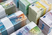 Bleibt der Franken auch 2019 so stark gegenüber dem Euro? Ein Grossteil der CS-Kunden meint Ja. (Bild: Martin Rütschi/Keystone; Zürich, 9. August 2011)