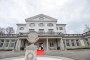 Das Schloss Eugensberg steht zum Verkauf. (Bild: Donato Caspari)