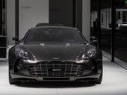 Der britische Autobauer Aston Martin bereitet sich auf ein allfälliges Chaos nach einem ungeordneten Austritt Grossbritanniens aus der EU vor. (Bild: KEYSTONE/GEORGIOS KEFALAS)