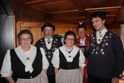 Der verbliebene Vorstand der Trachtengruppe Bürglen; von links: Cecile Gamma, Sepp Schuler, Anita Gisler, Margrit Suter und Roland Gisler. (Bild: Robi Kuster, Bürglen, 6. Januar 2019))