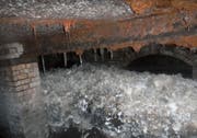 Dieser riesige Fettberg wurde in der Kanalisation von Sidmouth entdeckt. (Bild: South West Water via AP)