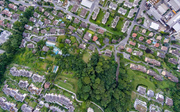 Prämienrabatt für die über 122‘000 Gebäude im Kanton Luzern. Im Bild: Kriens aus der Luft. (Bild: Christoph Arnet/arnetfotografik)