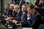 Fünf Männer, keine Frau: Der Luzerner Regierungsrat in seiner aktuellen Zusammensetzung. (Bild: Nadia Schärli (Luzern, 22. Oktober 2018))