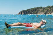 Fünf Tage weniger Erholung: Die Bank Valiant streicht bei älteren Mitarbeitern die sechste Ferienwoche. (Bild: Getty)
