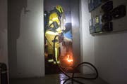 Die Freiwillige Feuerwehr der Stadt Zug (FFZ) konnte den Brand eines Wäschetrockners schnell löschen. (Bild: FFZ/Daniel Hegglin (Zug, 9. Januar 2019))