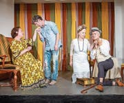 «Du bist ein enormer Schafskopf»: Regine Weingart, Matthias Flückiger, Isabelle Rechsteiner und Volker Ranisch (v. l.). (Bild: Urs Bucher)