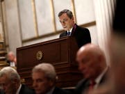 Der scheidende Chef der Europäischen Zentralbank Mario Draghi hat bei einer Rede am Dienstag in Athen gefordert, dass die EU-Länder mit mehr Staatsausgaben die Konjunktur stützen sollten. (Bild: KEYSTONE/EPA ANA-MPA/KOSTAS TSIRONIS)