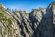 Der Wanderboom führt dazu, dass auf gewissen Routen im Appenzellerland an schönen Tagen Hochbetrieb herrscht. Es gibt Wege, dies zu umgehen. (Bild: Michel Canonica)