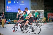 Die letztjährigen Gewinner aus Deutschland (weiss) sind auch dieses Jahr Favorit auf den Turniersieg. (Bild: Urs Bucher)