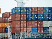 Die Stimmung der exportorientierten Schweizer KMU hat sich verschlechtert. (Bild: KEYSTONE/AP/ANDY WONG)