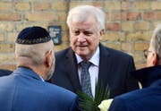 Horst Seehofer in Halle. (Bild: Keystone)