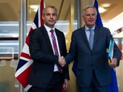 Gemäss EU-Diplomaten haben EU-Chefunterhändler Michel Barnier und der britische Brexit-Minister Stephen Barclay am Freitagvormittag in Brüssel ein «konstruktives Gespräch» geführt. (Bild: KEYSTONE/EPA AP POOL/FRANCISCO SECO / POOL)