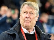 Dänemarks Nationaltrainer Age Hareide lobte das Zusammengehörigkeitsgefühl in seiner Mannschaft (Bild: KEYSTONE/WALTER BIERI)
