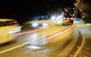 Das Auto stehen lassen: Mit dem Abendtaxi kommt man ab Dezember auch später noch mit dem ÖV nach Hause. (Bild: Donato Caspari)
