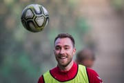 Stürmerstar Christian Eriksen ist auf dem Platz der wichtigste Spieler der Dänen. (Bild: Benjamin Manser)