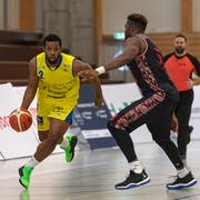 Der einzige Lichtblick bei SCB: Harding Ngueyep Nana. (Bild: Keystone/Georgios Kefalas)