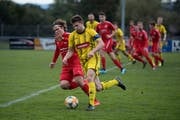 Eschenbach gewinnt gegen Stans (in Rot) mit 4:2. (Bild: Corinne Glanzmann, Eschenbach, 12. Oktober 2019)