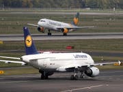 Gewerkschaft UFO ruft zu Streik bei Lufthansa am Sonntag auf. (Bild: KEYSTONE/EPA/FRIEDEMANN VOGEL)