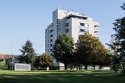 Der Spitalbau aus den 70er-Jahren soll durch einen Neubau ersetzt werden. (Bild: Nadia Schärli, Wolhusen, 14. Oktober 2019)