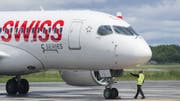 Bleiben zumindest teilweise am Boden: Die 29 Bombardier-Jets der Swiss. (Bild: Keystone)