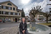 Gemeindepräsident Franz Zemp im Dorfzentrum. (Bild: Pius Amrein, 27. März 2018)