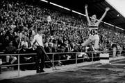 Ein Stück Schweizer Sportgeschichte: Das internationale Leichtathletik-Meeting in Zürich im Jahr 1967. (Bild: ETH-Pics)