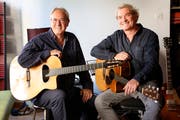 Tonic Strings: Virtuose Akustikmusik mit den Gitarristen Toni Donadio und Nic Niedermann. Foto Christine Zenz