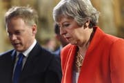 Theresa May nach ihrer dritten Niederlage im Parlament. (Bild: Keystone)
