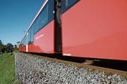 In Herisau werden eineinhalb Kilometer Fahrbahn erneuert. Bild: KER