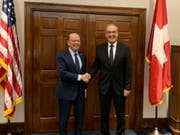 Wirtschaftsminister Guy Parmelin traf seinen US-Amtskollegen Wilbur Ross am Freitag in Washington. (Bild: Twitter/Guy Parmelin)
