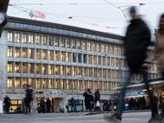 UBS zahlt weitere Busse in Italien (Bild: KEYSTONE/GAETAN BALLY)