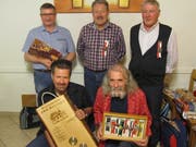 Hinten v. l.: Remo Hutter (Gewinner Saustich), Zeno Tschümperlin (dreifach Kranz eidg. Schützenfest für Veteranen), Fredi Hasler (dreifach Kranz eidg. Schützenfest für Veteranen); vorne v. l.: Marco Dintheer (Sieger Gruppe A und Vereinsmeister), Markus Wernli (dreifach Kranz eidg. Schützenfest für Veteranen und fünf kantonale Kränze). (Bild: pd)