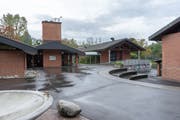 In der Schule Hellmatt in Wildegg schlug der Jugendliche seine Lehrerin. (Bild: MIK)