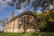 Die Dorfkirche im beschaulichen Örtchen Ruinerwold. (Bild: Keystone)