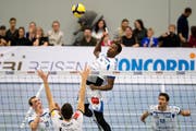 Volley Luzerns Neuzugang Shonari Hepburn punktet im NLA-Volleyballspiel gegen Volley Amriswil. Bild: Philipp Schmidli (Luzern, 19. Oktober 2019)
