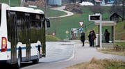 Umsteigen im Talacher: Das gehört für Kantischüler aus dem Ägerital der Vergangenheit an. (Bild: Stefan Kaiser, Baar, 5. Februar 2018)