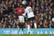 Marcus Rashford (links, im Duell mit Liverpools Joel Matip) war Manchester Uniteds Torschütze zum 1:0 (Bild:key).