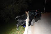 Der Fahrer dieses Autos musste seinen Ausweis abgeben - er war fahrunfähig unterwergs. (Bild: Kapo SG)