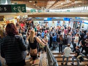 Gedränge in den Degustationshallen der diesjährigen Olma. (Bild: Hanspeter Schiess - 12. Oktober 2019)