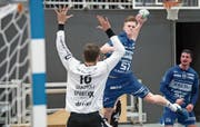 Einer der jungen Wilden im HC Kriens-Luzern: Ammar Idrizi traf gegen Suhr dreimal. Bild: Boris Bürgisser (Kriens, 20. Oktober 2019)
