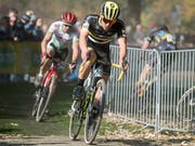 Schweizer Meister Timon Rüegg (vorne) beim Weltcuprennen im letzten Jahr in Bern (Bild: KEYSTONE/PETER SCHNEIDER)