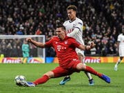 Bayern Münchens Abwehrchef Niklas Süle, hier im Champions-League-Spiel gegen Tottenham Hotspur, fällt mit einem Kreuzbandriss mehrere Monate aus (Bild: KEYSTONE/EPA/ANDY RAIN)