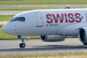 Rund 10'000 Swiss-Passagiere waren diese Woche vom temporären Grounding der A220-Flotte betroffen. (Bild: Keystone)