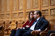 FDP-Präsidentin Petra Gössi und CVP-Präsident Gerhard Pfister: Die Vertreter der beiden Parteien mit dem grössten Linksrutsch zwischen 2015 und 2019. B(ild: Anthony Anex/Key)