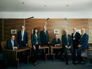 Bald ein Bild der Vergangenheit: Drei Mitglieder der heutigen St.Galler Regierung müssen ersetzt werden (Benedikt Würth, ganz links, Heidi Hanselmann und Martin Klöti, ganz rechts) wie auch Staatssektretär Canisius Braun (sitzend).