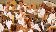 Das Projektorchester begeisterte die zahlreichen Zuhörerinnen und Zuhörer mit einem anspruchsvollen Konzert. (Bild: Michael Brunner)